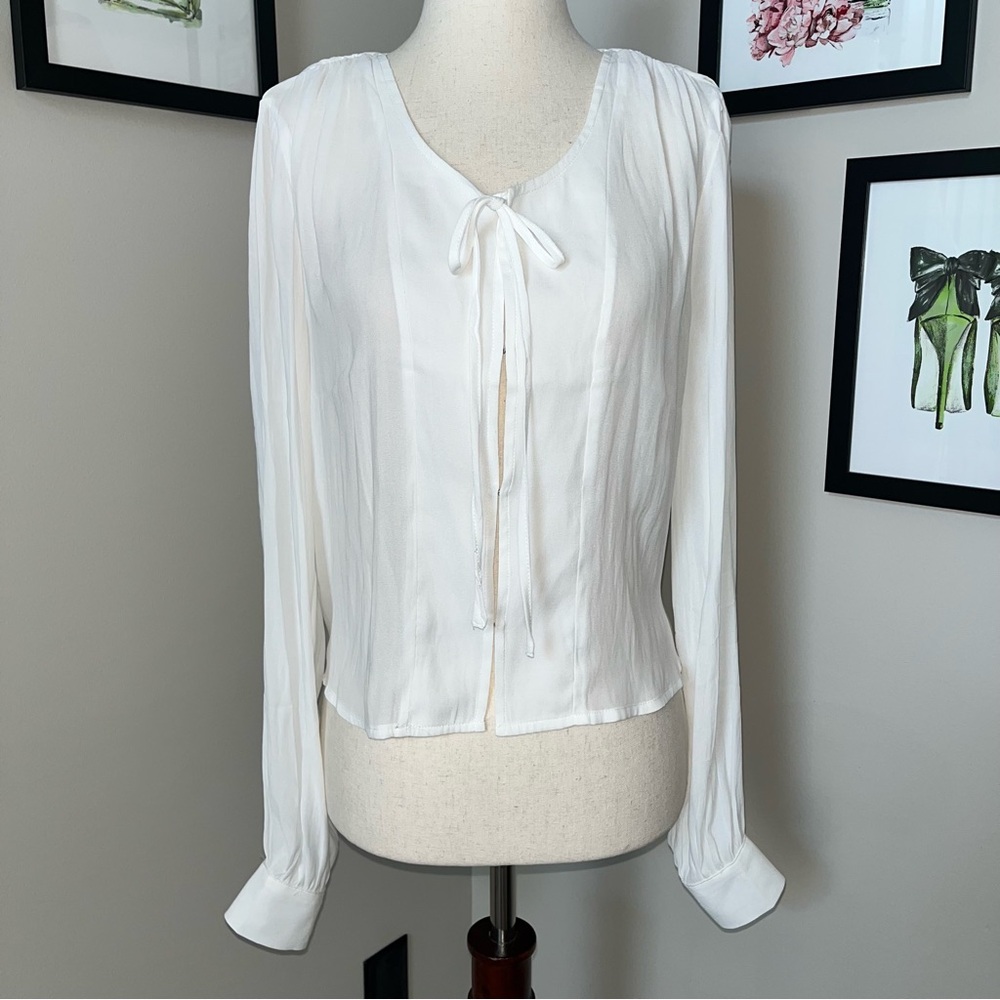 🕯️ Forever21 Contemporary Blouse